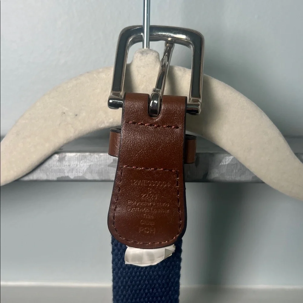 Boys belt size small 22–24 plaid